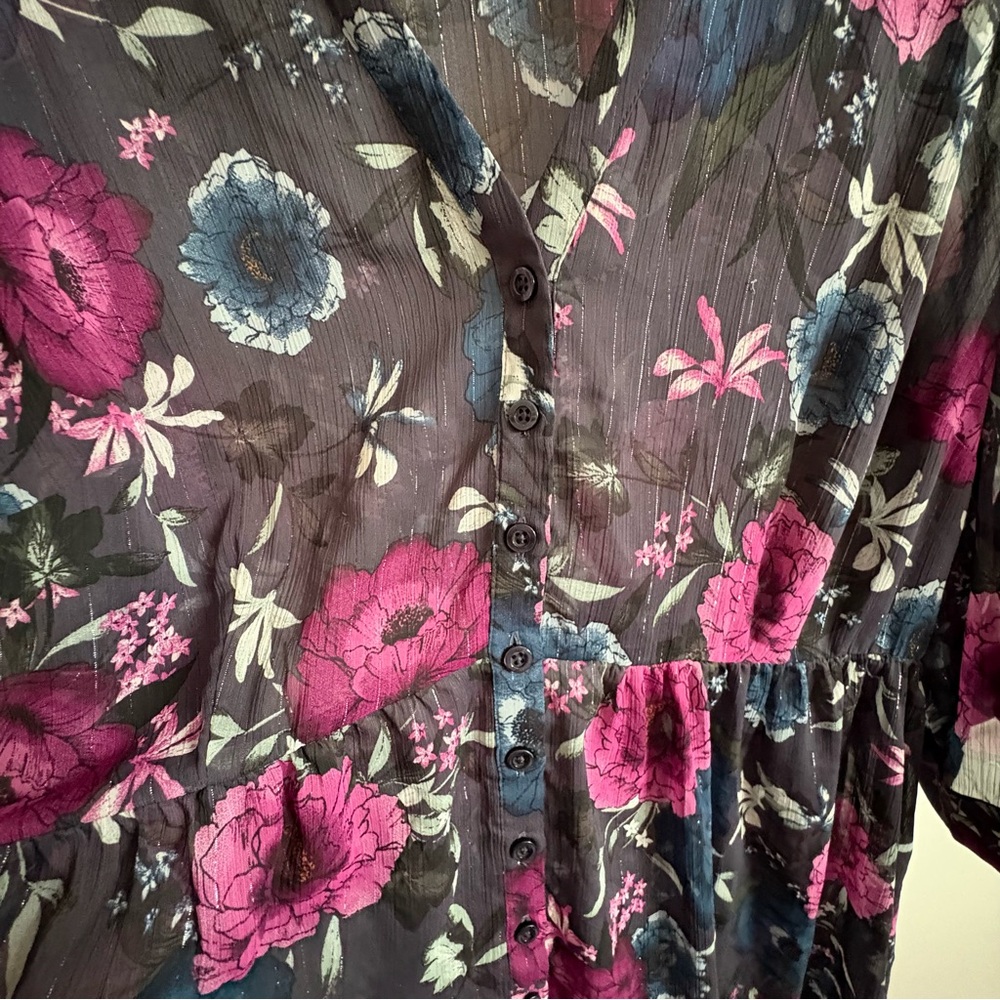 Torrid floral chiffon dress size 1, long sleeve, flowy,   dress, sheer overlay - Picture 4 of 6